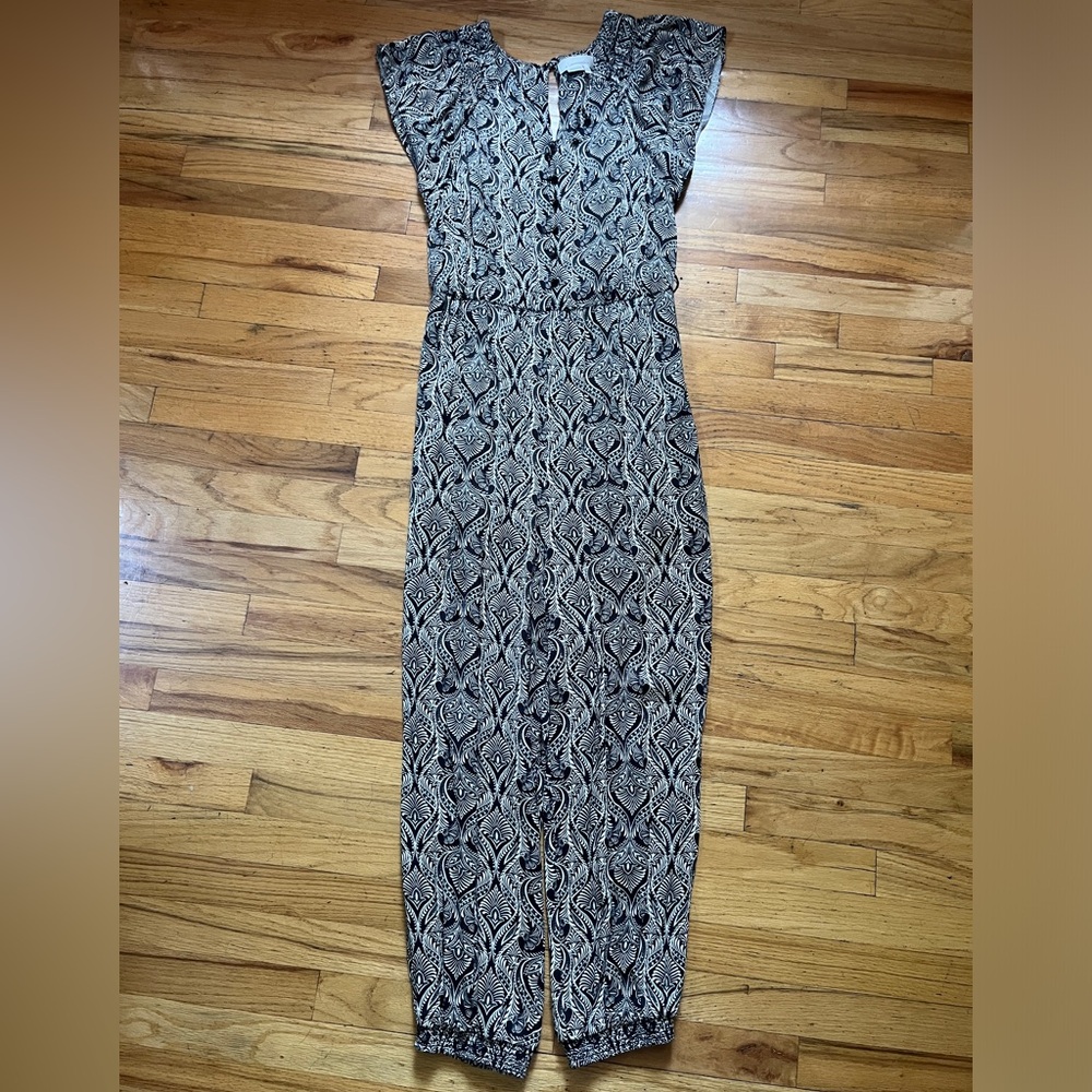 Anthropologie flutter sleeve  jumpsuit size 12